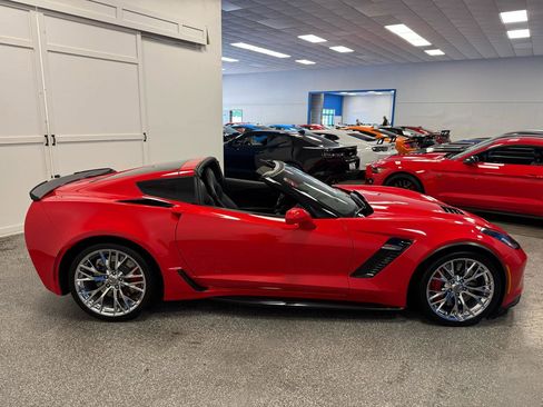Used 2019 Chevrolet Corvette Z06 RWD image 5