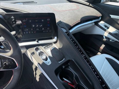 Used 2023 Chevrolet Corvette Stingray Premium Cpe w/ Z51 Performance Package RWD image 10