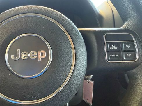 Used 2016 Jeep Patriot Sport w/ Power Value Group image 12
