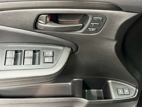 Used 2024 Honda Passport TrailSport image 18