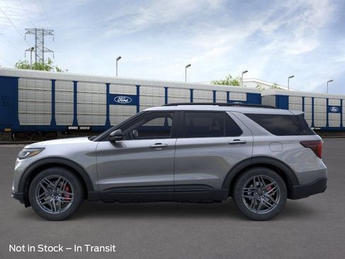 New 2026 Ford Explorer ST-Line RWD image 4
