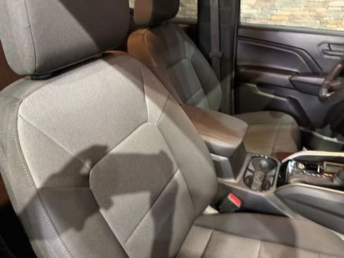 Used 2024 Chevrolet Colorado W/T w/ Advanced Trailering Package RWD image 31