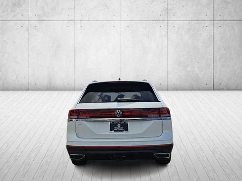 New 2026 Volkswagen Atlas SE FWD image 6