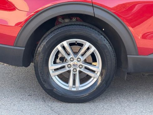 Used 2020 Ford Explorer XLT w/ Equipment Group 202A AWD/4WD image 7