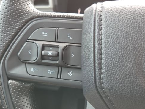 Used 2024 Toyota Tacoma SR5 image 22