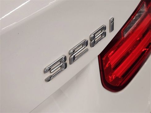 Used 2015 BMW 328i Sedan image 13