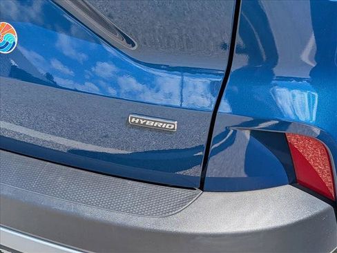 Used 2020 Ford Escape Titanium FWD image 11