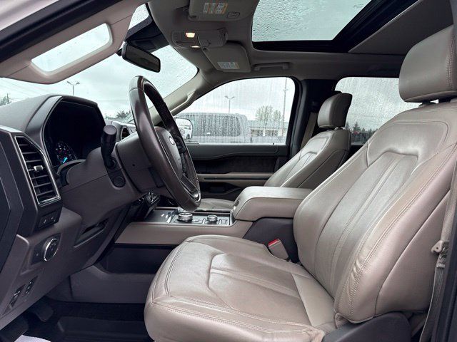 Used 2018 Ford Expedition Limited w/ Equipment Group 301A AWD/4WD image 23