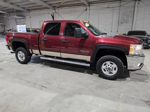 Used 2013 Chevrolet Silverado 2500 LT w/ Interior Plus Package image 20