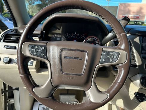 Used 2015 GMC Yukon Denali w/ Touring Package image 41