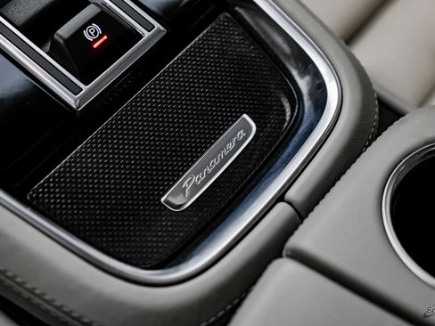 Used 2018 Porsche Panamera Turbo Sport Turismo image 58
