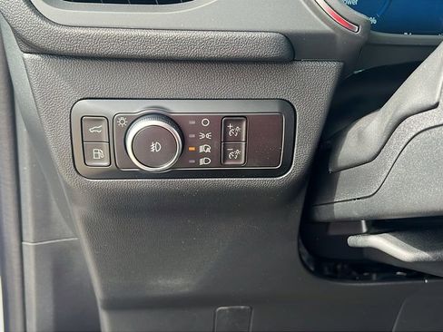 New 2025 Ford Escape Plug-in Hybrid w/ PHEV Premium Package image 15