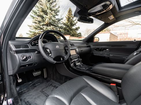 Used 2009 Maybach 57 S image 8