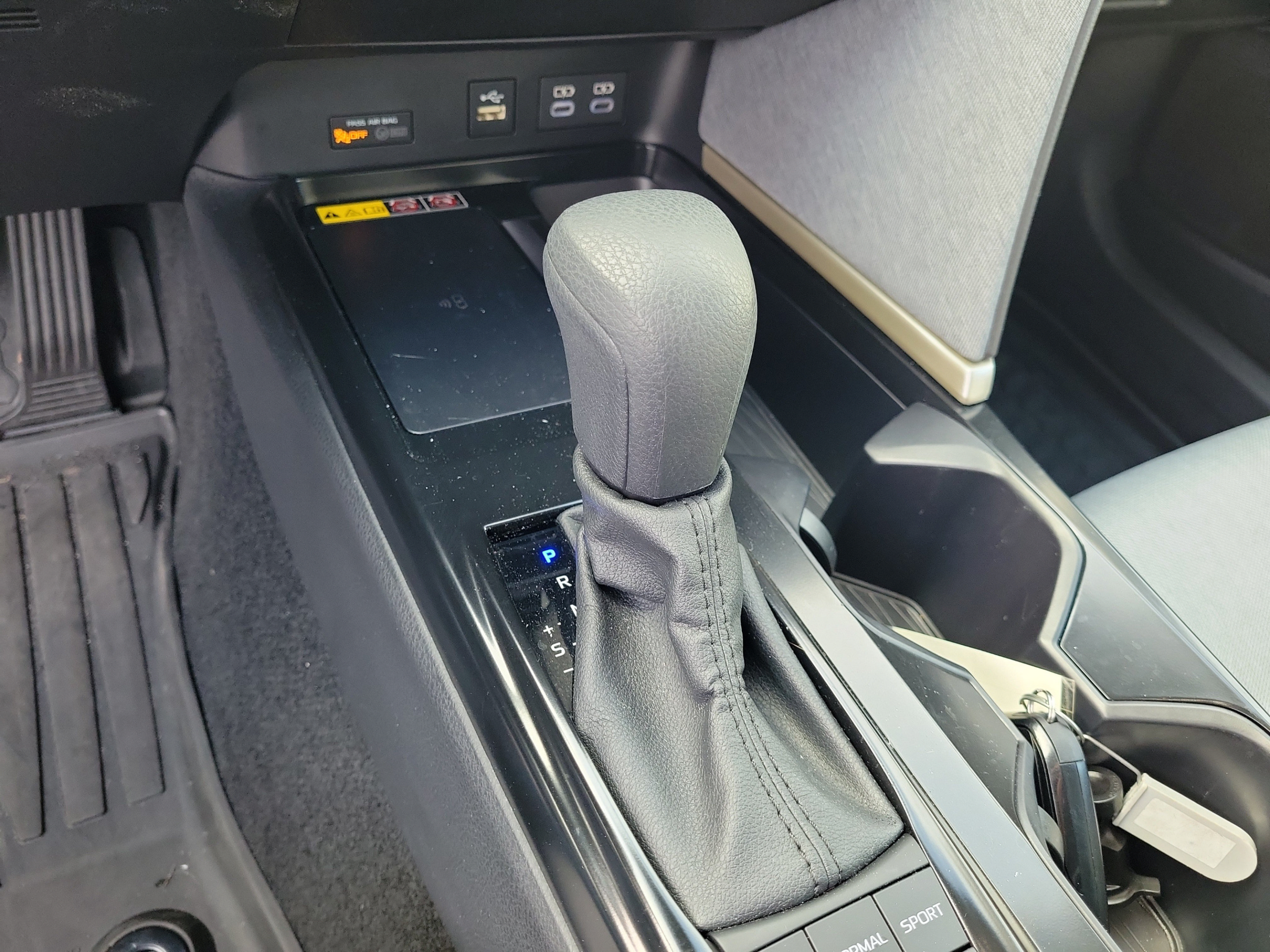 Certified 2026 Toyota Camry LE FWD image 28