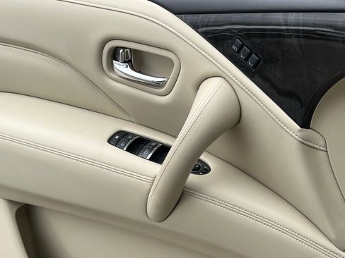 Used 2022 INFINITI QX80 Luxe w/ All-Season Package image 37