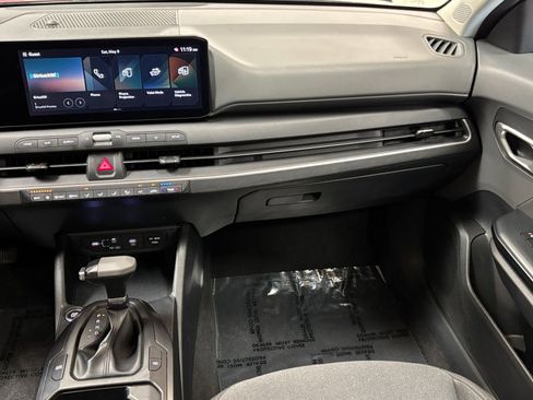Used 2025 Kia K4 FWD image 34