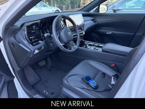 Certified 2024 Lexus RX 350 Premium Plus w/ Convenience Package FWD image 5