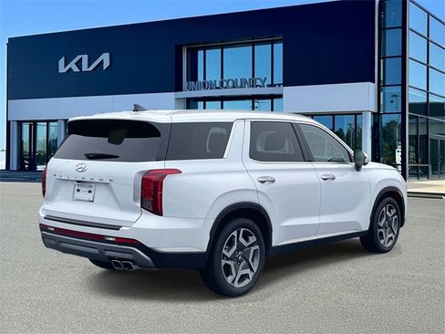 Used 2025 Hyundai Palisade SEL image 12