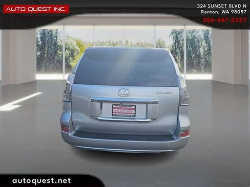 Used 2017 Lexus GX 460 image 6