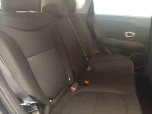Used 2018 Kia Soul w/ Convenience Package FWD image 19