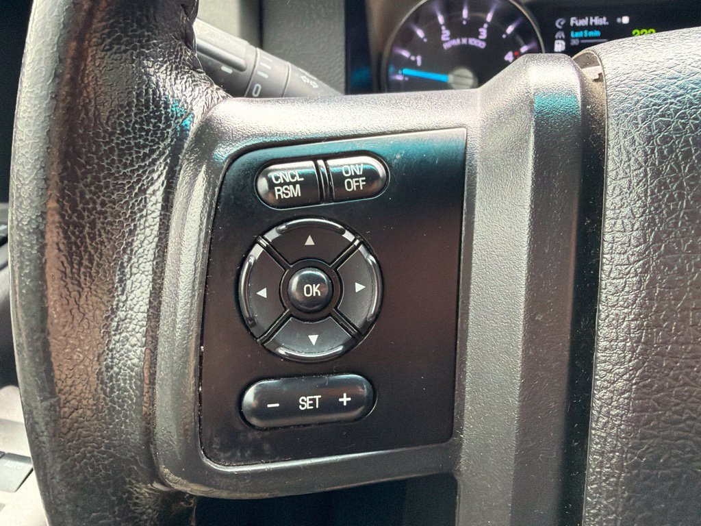 Used 2015 Ford F250 Lariat w/ Lariat Ultimate Package AWD/4WD image 29