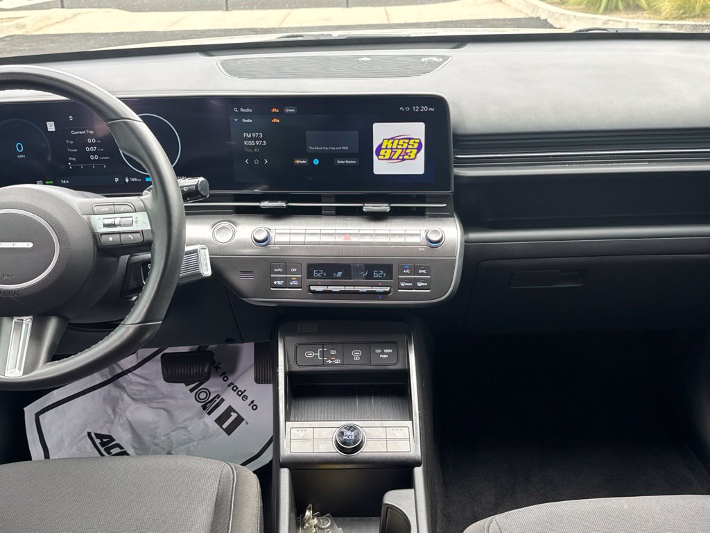 Used 2024 Hyundai Kona SEL FWD image 17