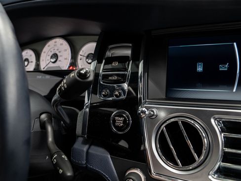 Used 2020 Rolls-Royce Ghost RWD image 37