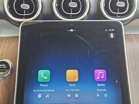 Used 2025 Mercedes-Benz GLC 300 image 18