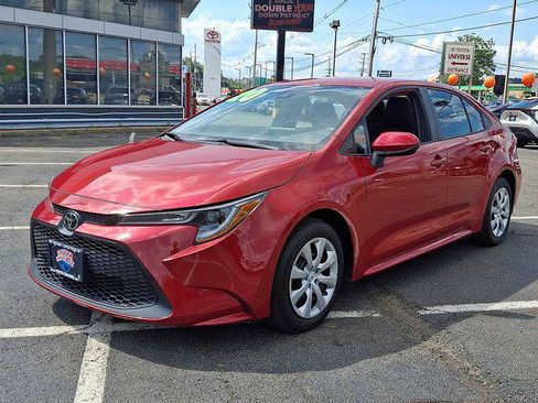 Certified 2020 Toyota Corolla LE FWD image 3