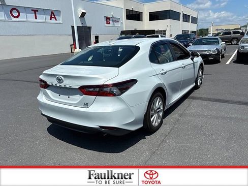 Used 2023 Toyota Camry LE AWD/4WD image 11