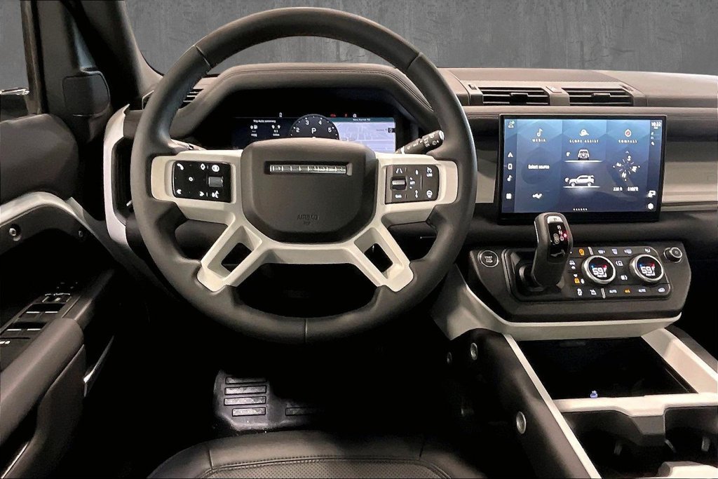 Certified 2025 Land Rover Defender 110 S AWD/4WD image 9