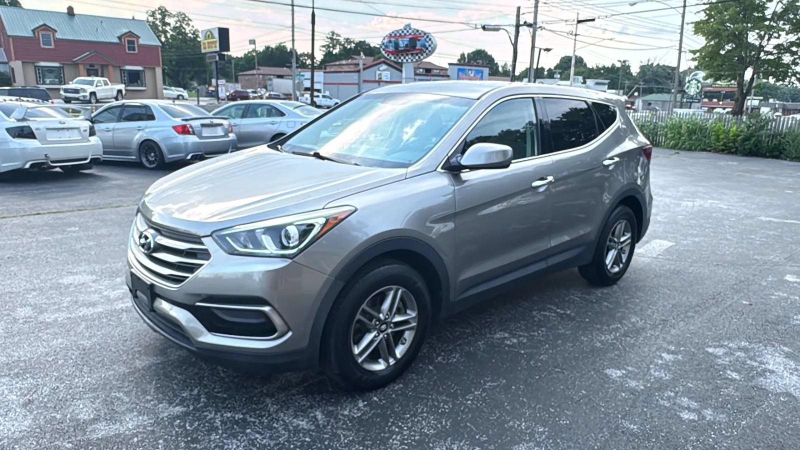 Used 2017 Hyundai Santa Fe Sport AWD/4WD image 3