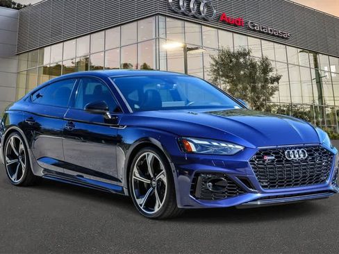 Used 2022 Audi RS 5 w/ RS Driver Assistance Package image 5