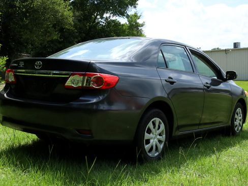 Used 2013 Toyota Corolla S Special Edition image 32