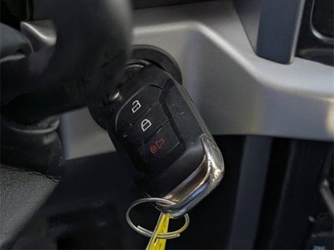 Used 2023 Ford F150 XLT image 34