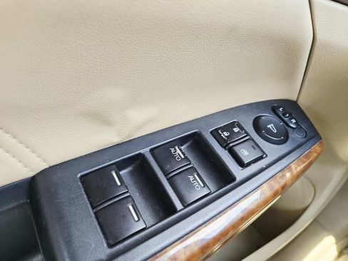 Used 2010 Honda Accord EX-L image 30