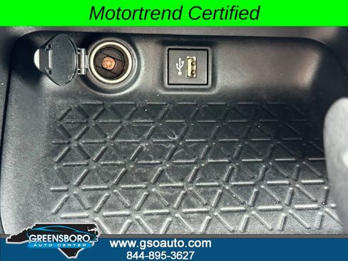 Used 2023 Toyota RAV4 LE FWD image 28