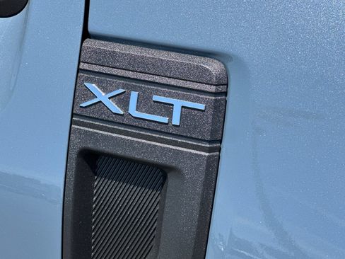 New 2026 Ford Maverick XLT w/ XLT Luxury Package FWD image 24