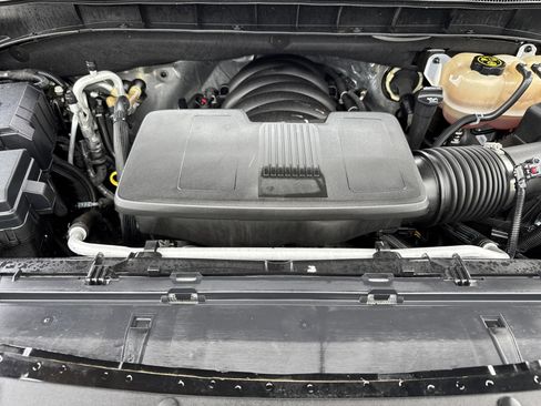 Used 2023 Chevrolet Tahoe High Country w/ Advanced Technology Package AWD/4WD image 31
