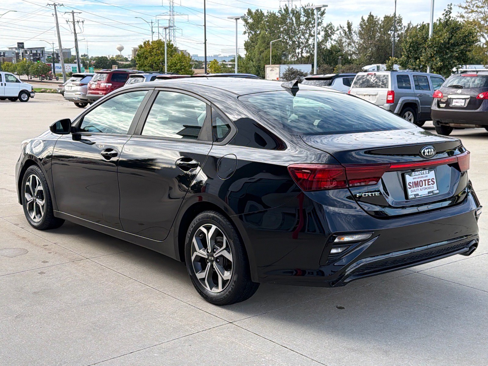 Used 2019 Kia Forte LXS FWD image 6
