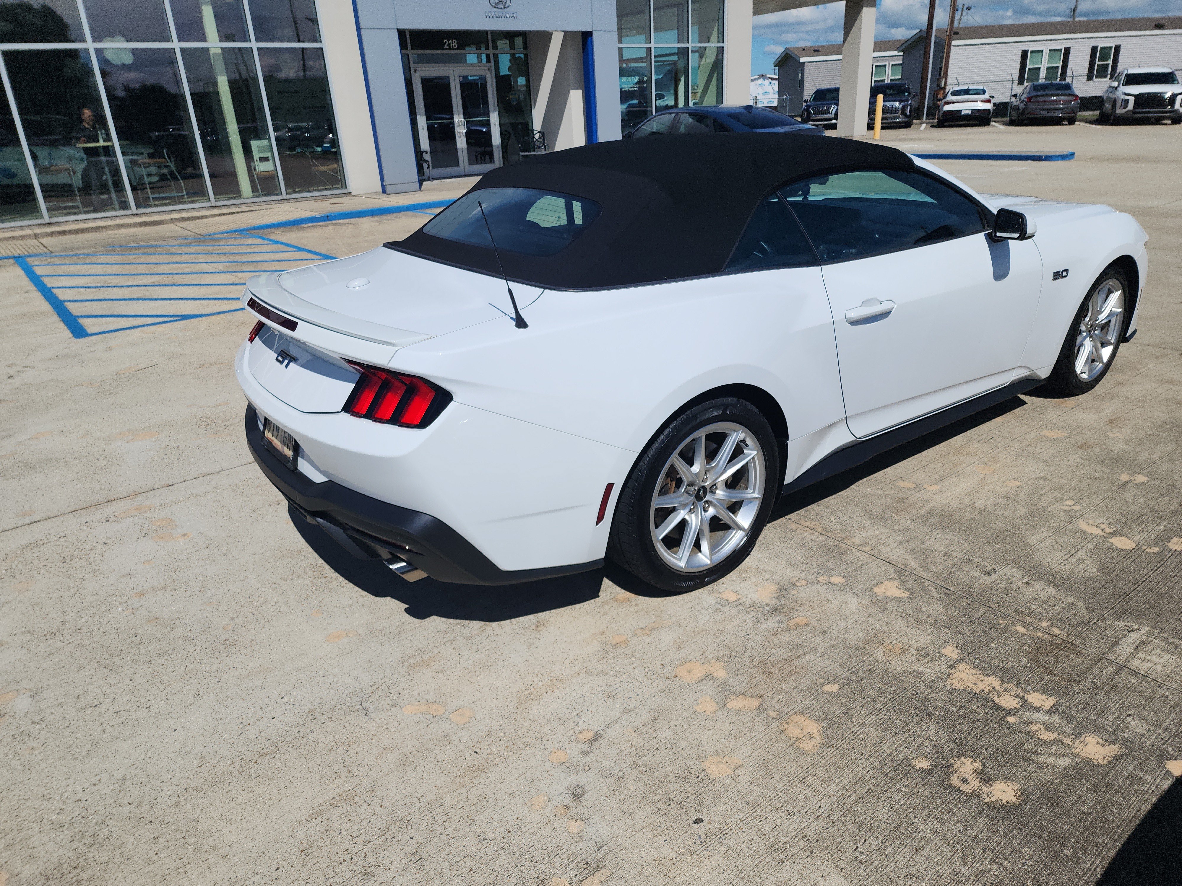 Used 2024 Ford Mustang GT Premium RWD image 5