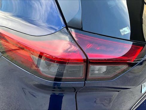 Certified 2024 Nissan Rogue SV image 28