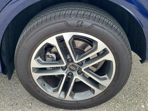 Certified 2025 Audi Q5 Premium AWD/4WD image 10