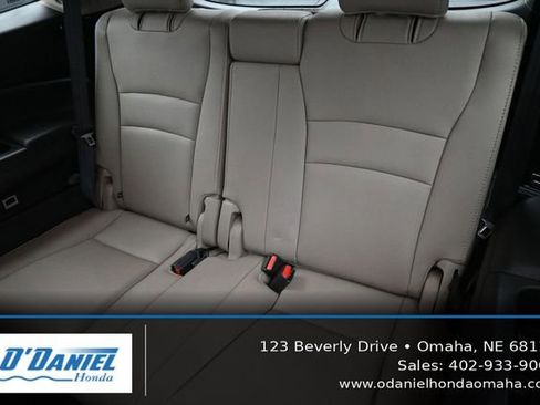 Used 2017 Honda Pilot Elite image 37