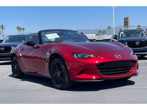 Certified 2024 MAZDA MX-5 Miata Sport RWD image 9