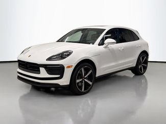 Used 2026 Porsche Macan AWD/4WD video 1