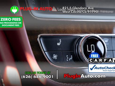 Used 2018 Bentley Bentayga AWD/4WD image 30