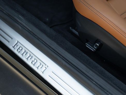 Used 2025 Ferrari Roma Spider RWD image 35