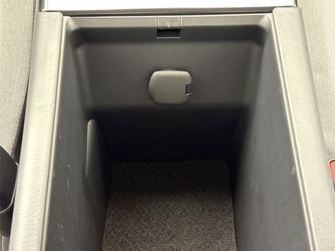 Certified 2026 Toyota Camry LE image 32