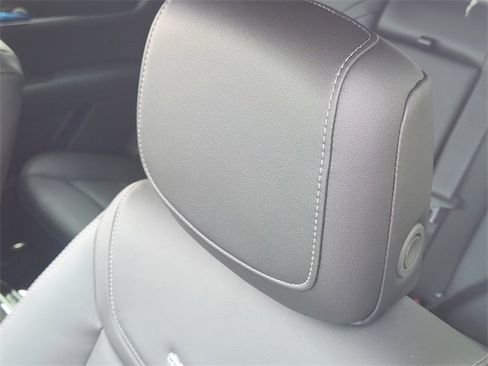 New 2026 Cadillac XT5 Premium Luxury w/ Driver Assist Package image 13